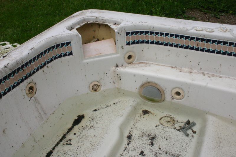 Age and Condition of the Tub